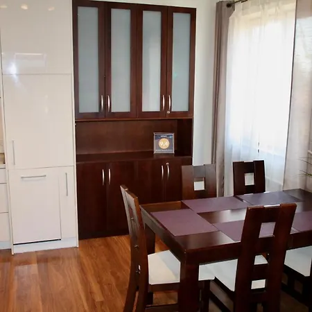 Apartament Kasztanowy