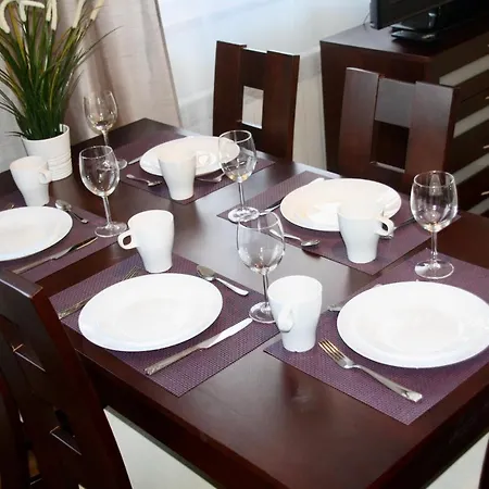 Kasztanowy Centrum * זקופאנה